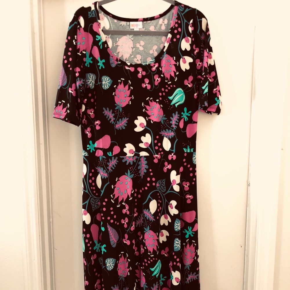NWOT.  LuLaRoe ‘Ana’ maxi dress, Sz 2XL